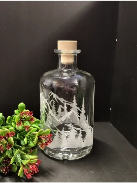 Бутылка с гравировкой "Горы", 0.5 л